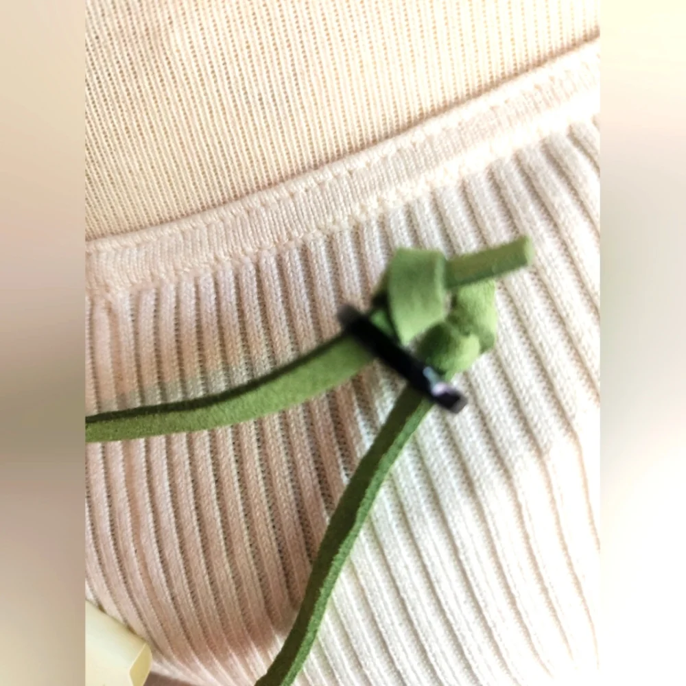 🍀New to the Boutique! Adjustable Hunter Green and Black Necklace🍀 - Picture 13 of 16